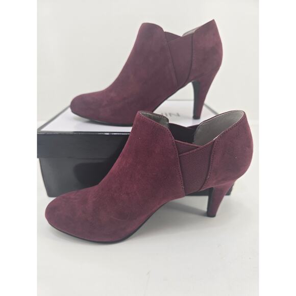 Nine West Cameo3Y Cabernet Suede Booties Size 7.5M With Box - Picture 3 of 10